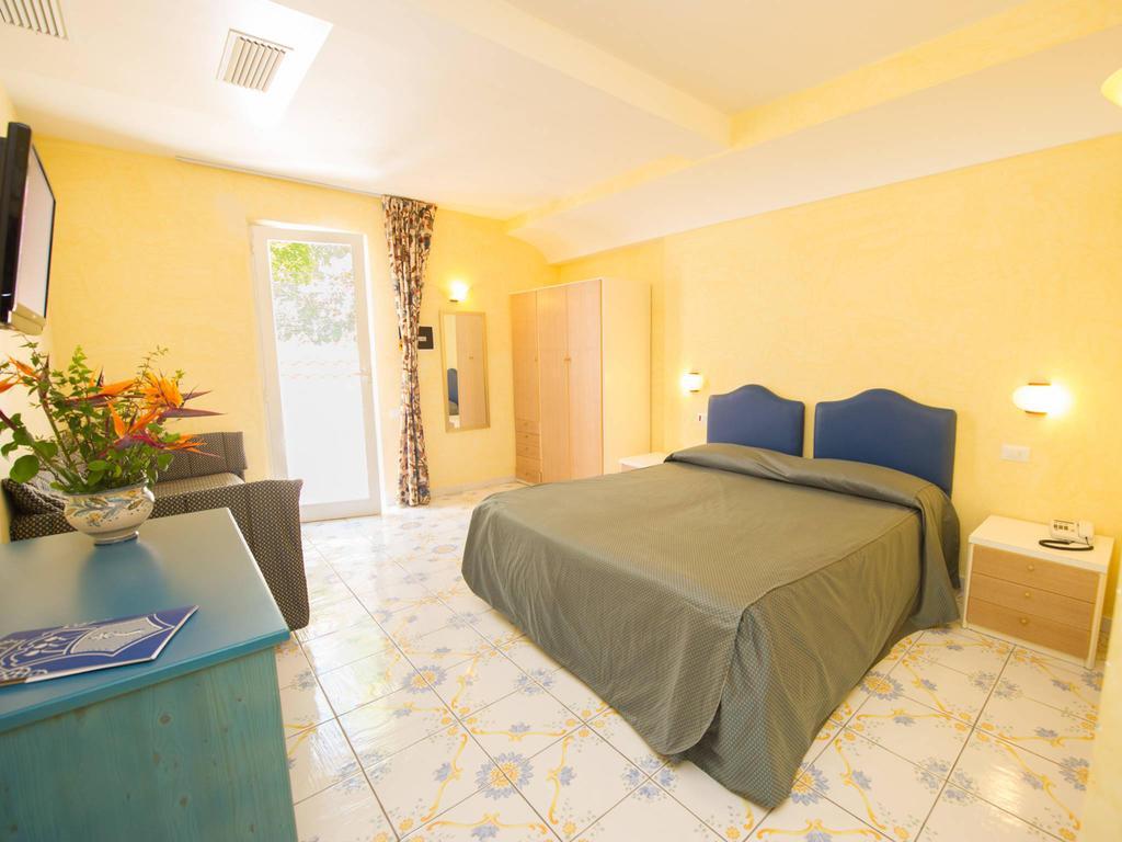 Hotel L'Approdo Casamicciola Terme Εξωτερικό φωτογραφία