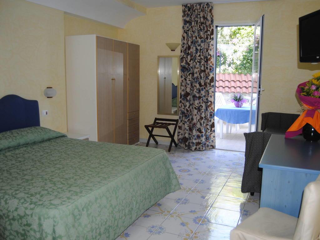 Hotel L'Approdo Casamicciola Terme Εξωτερικό φωτογραφία